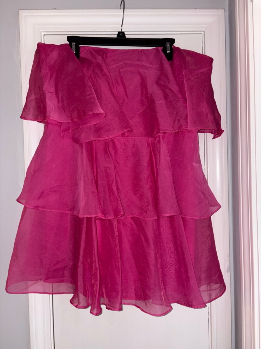 Abercrombie Ruffled Tiered Hot Pink Strapless Dress